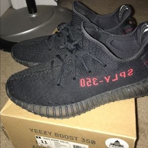 Yeezy Boost “Core red” slightly used